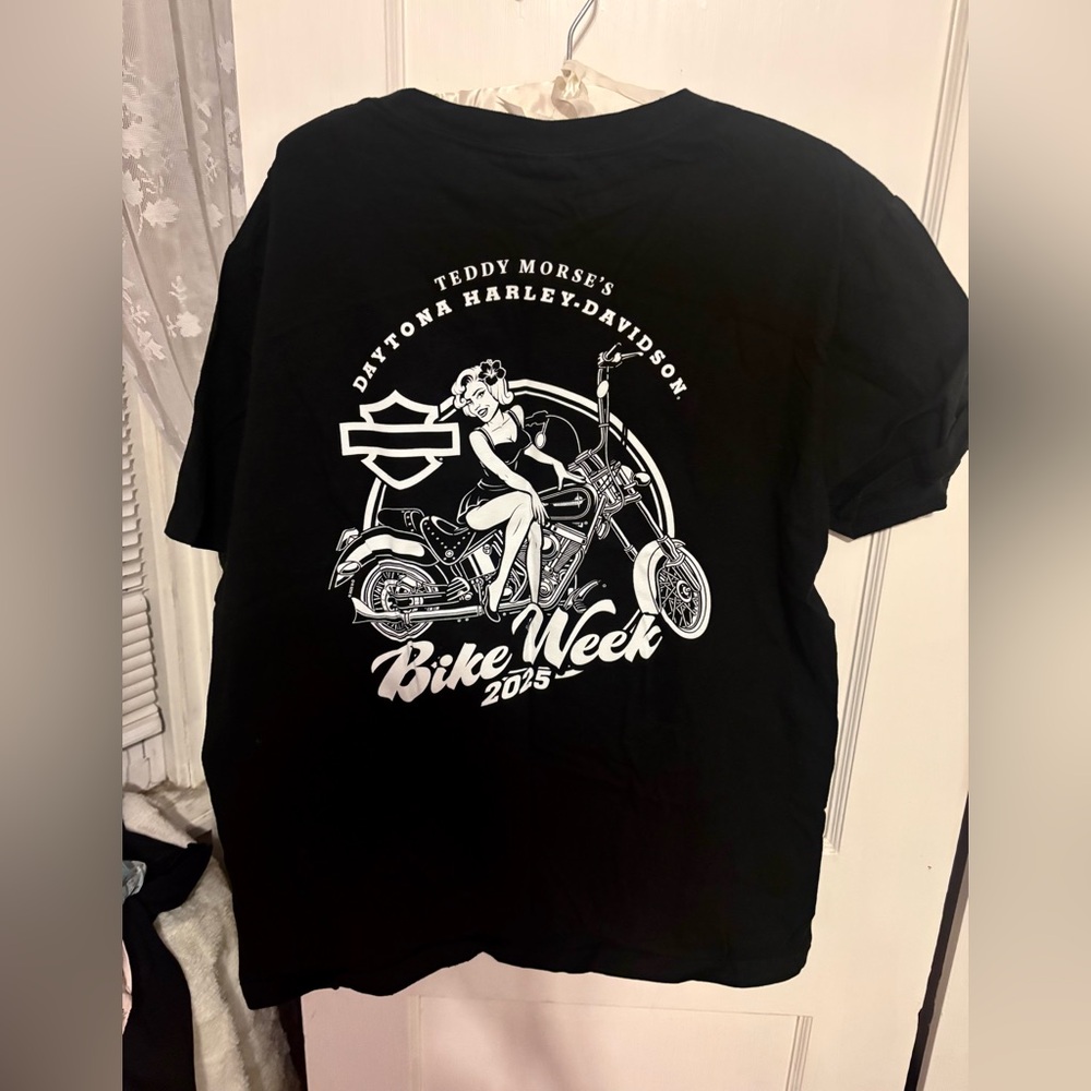 Harley-Davidson Black Tee with White Pin-Up Motorcycle Graphic